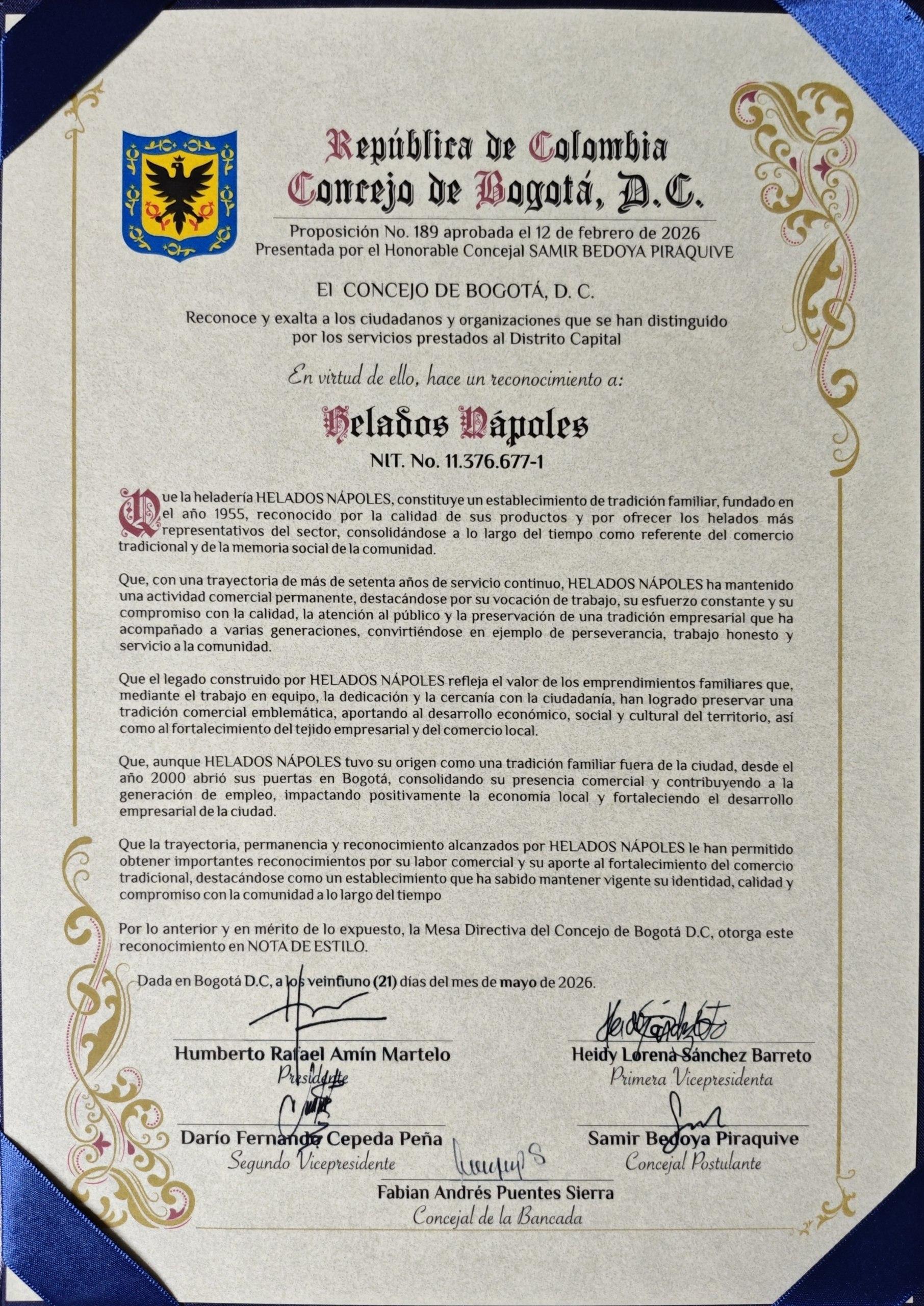 Reconocimiento institucional de Helados Nápoles del Concejo de Bogotá